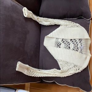 Short crochet cover beautiful condition